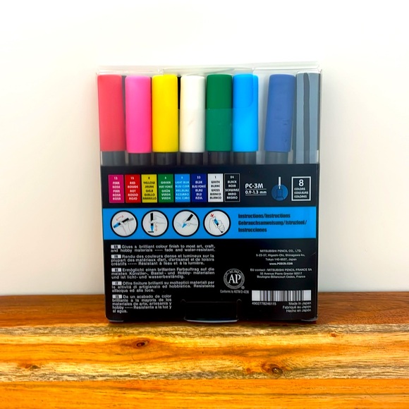 POSCA paint markers - Picture 2 of 2